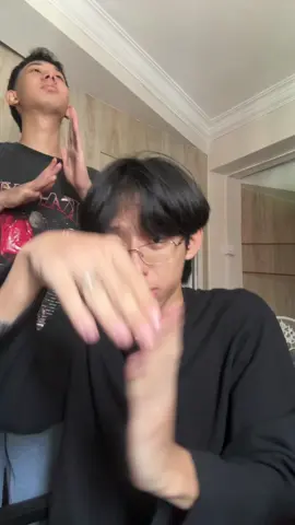 @KK雨 ဖက်ရွန်း ဖက်ရွှန်း