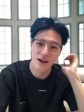 jeno kacamataan adalah kelemahan kita semua😔☝🏻 #jeno 