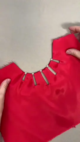 Beautiful neckline treatment #sewingideas 