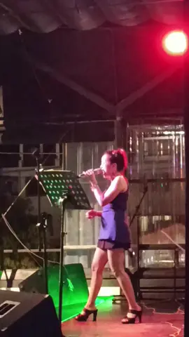 #မြင်ပါများပီးချစ်ကျွမ်းဝင်အောင်လို့🤒🖤 #foryou #fyp #foryoupage #viral 