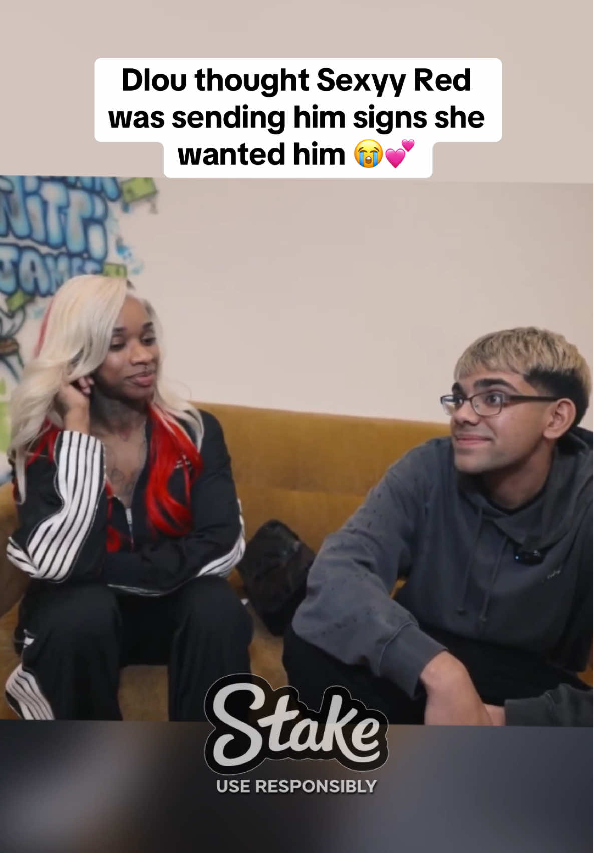 Dlou thought Sexyy Red was sending him signs she wanted him 😭💕 #dlou #sexyyred #n3on #fyp #foryoupage @D Lou @Sexyy Red 