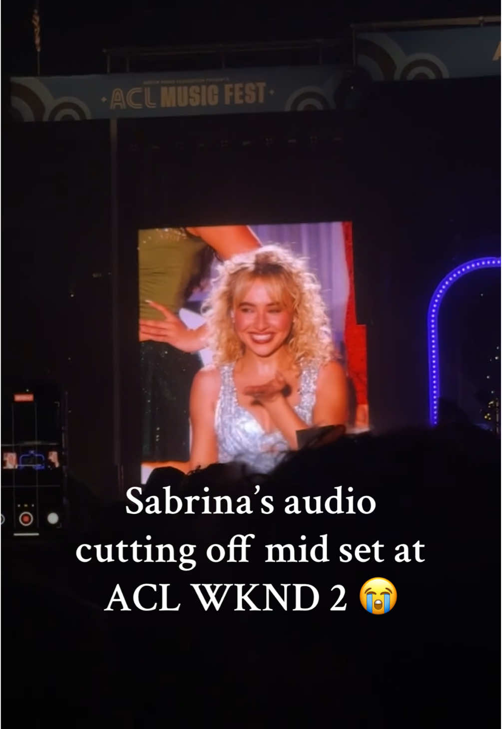 thought i was about to get the most perfect video ever 😭 #austincitylimits #sabrinacarpenter #aclweekend2 