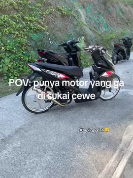 katanya motor rongsokan😄 #beatdeluxe #deluxe #modifikasi #penggunaring17 #r17style 