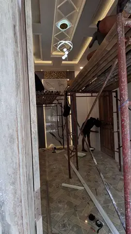 Seperti biasa.motif putih glosy✅️ #ruangtamuminimalis #desain  😘💃🏻✅️