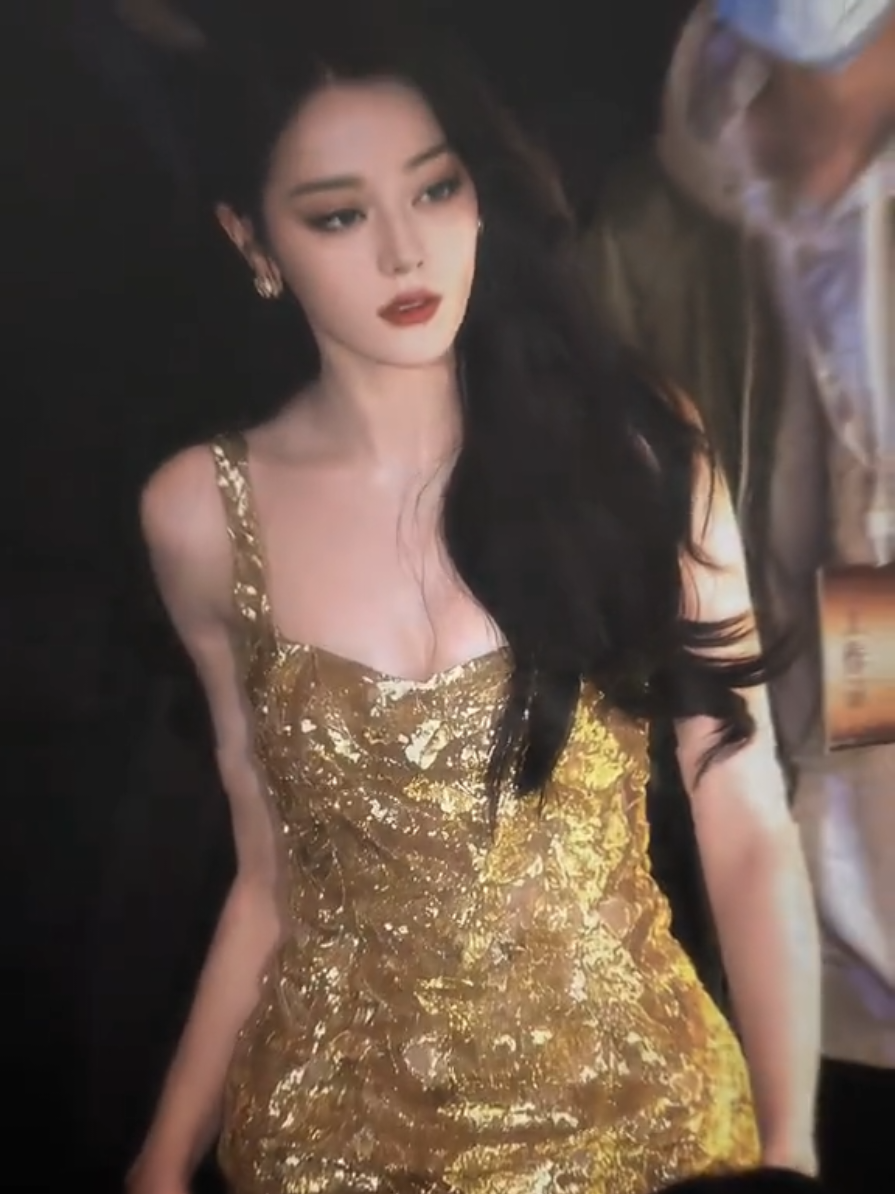 Pretty, calm, and Dilraba ✨ Preset by @𝐰𝐝𝐞𝐝𝐞 𝟗𝟔  AM PREM DIBIO thank you💕 #dilrabadilmurat #dilraba #fyp  #xyzbca  #fyppppppppppppppppppppppp 
