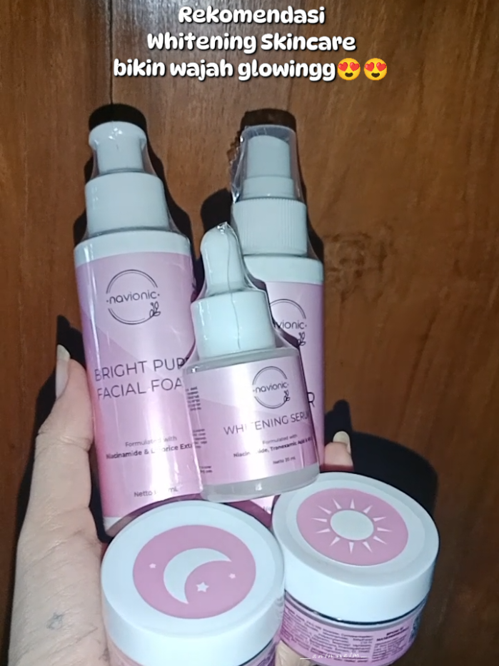 Abis 1paket udah ada hasil👌🏻🥰 #skincare #whiteningcream #navionicskincare #racuntiktok 