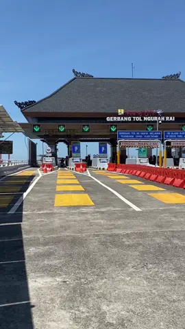 Motoran di tol bali emang secandu itu 🏍️ 🔥 #fypage #bali #tolbali 