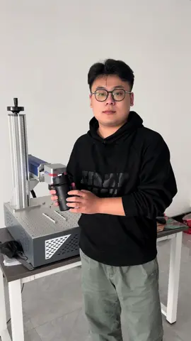 Fiber laser marking machine. ✅ Metal cup marking ✅ Stone marking ✅ Hard plastic marking ✅ Any metal material #lasermarkingmachine #fiberlaser #Metalcarving #cupdiy