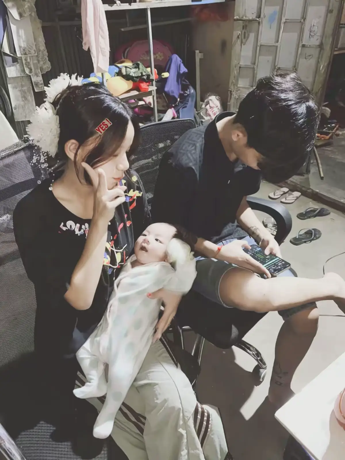 ពេលដែលរីករាយបំផុត គឺជាពេលដែលនៅជាមួយមនុស្សដែលយល់ចិត្ត ទោះគេគ្មានគ្រប់យ៉ាង តែអ្វីគ្រប់យ៉ាងដែលគេធ្វើគឺដើម្បីស្នាមញញឹមរបស់យើង.❤️@Fyy Fong💕 