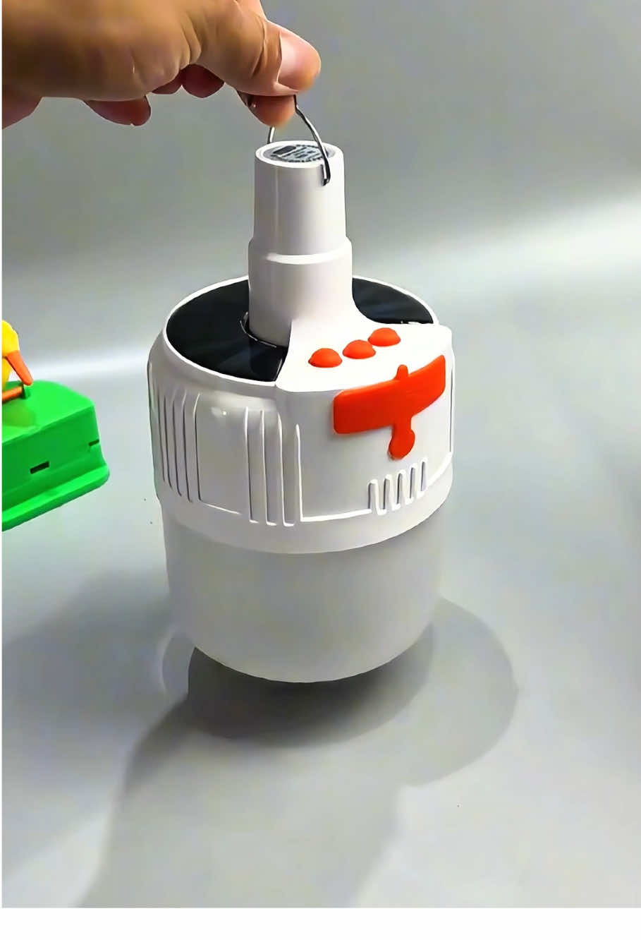 Lâmpada de emergência recarregável, boa para sua pescaria, acampamento e para emergência em casa #achadinhos #tiktokshop #lampadadeemergencia #luz #lampada