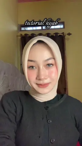 aku pake paris jadul varisha, kalo gasalah ini warna cream deh