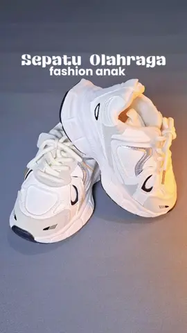 Sepatu olahraga anak kekinian model terbaru, cekout dikeranjang buda dapat harga berapa!!! #sepatuanak #sneakersimport #sepatuolahraga #sepatuanak #sepatusport 
