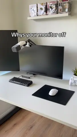 Aoc 180hz 😩#fyp #viral #setup #techtok #minimal 