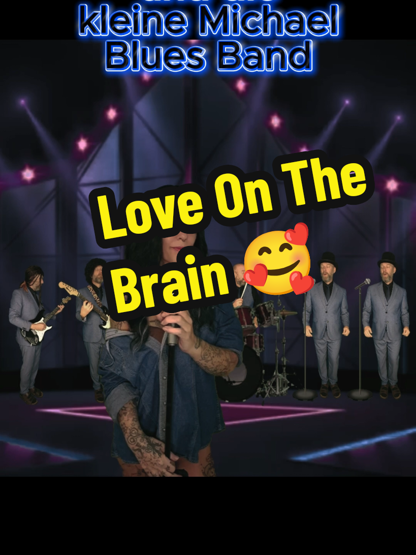 Love On The Brain 🥰 Rihanna✌️ Meine liebe Anja @PatchaMama⭐LichtUndLiebe⭐ Ich hoffe du hattest viel Spaß beim drehen 😁 Mir war es wieder ein Vergnügen mit dir zu performen ❤️ #loveonthebrain #rihanna #soulmusic #lipsyncshow #videoart @der kleine Michael @der kleine Michael @der kleine Michael 