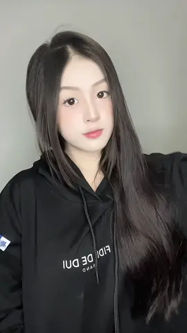 Áo xinh nhà FIDE giỏ hàng mình có ❤️ #fide #fidé #hoodiefide