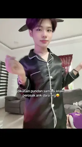 ups ad yg mkn cili ke harini?🤭
