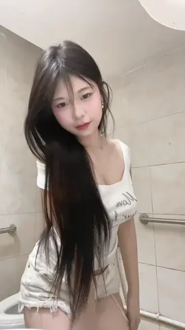 เล่นแค่ช่องนี้กับหน้าโปรไฟล์นะคะ นอกนั้นปลอมหมด ฝากพี่ๆช่วยหนูรีพอร์ตช่องปลอมทีนะคะ🙏🏻‼️