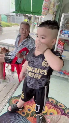 Quá trời lý sự 😅#anhembaton #embedethuong♥️ #Sirohihihaha 