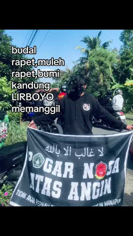 lirboyo is calling💚🔱#pagarnusatulungagung🔱💚 #pagarnusakediri💚🔱 #fyp 