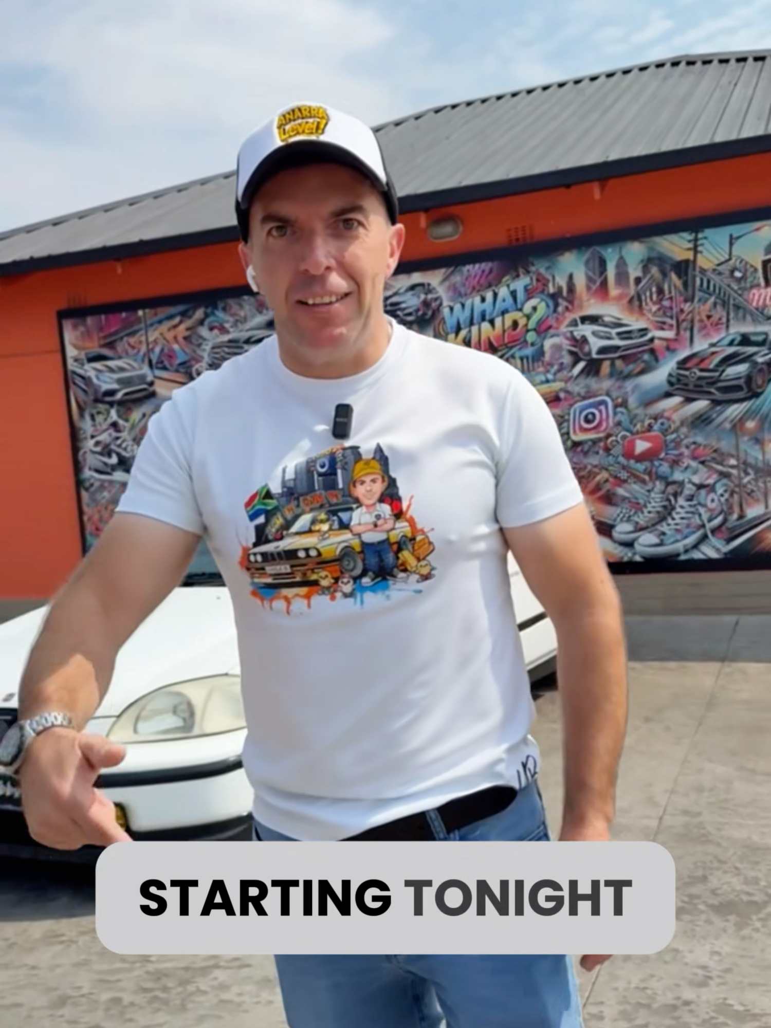 Starting at R35K for pure chaos. 😈 Dropped Civic, purple mags, and a katana gear lever — this thing doesn’t drive… it attacks! 🗡️ 1998 Honda Civic 150i Luxline | 388,330 km Tonight 5:30 PM 👀 #mitmakmotors #bobbypetkov #staypowerful #goat #getyours #automotive #comedy #unclebobby #bobbyapproved #mitmakmatch #hondacivic #civic150i #jdmvibes #carsoftiktok #auctiontime #mitmakstyle #mitmakenergy #southafricancars #customcars #carhumor #biddingwar