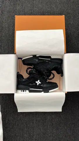 Black Lv Skate 🖤Crystal 💎#menfashion #styleinspo #outfitinspo #fyp #TikTokFashion 