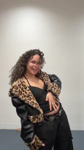 I miss doing this dance #viral #dance #takitaki 