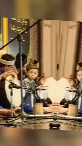 tak hilang kisah lama yang baru kian menjelma usah dirabit jiwa merana kelak diri hidup berkelana redha datang dalam diam   menyapu luka tanpa dendam   biar masa jadi sumber ilham   mengikat hati yang pernah muram #pulaumisamelayu #jiwa #seruling #dabuka 