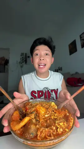 Gausah jauh jauh kebandung yeyy 