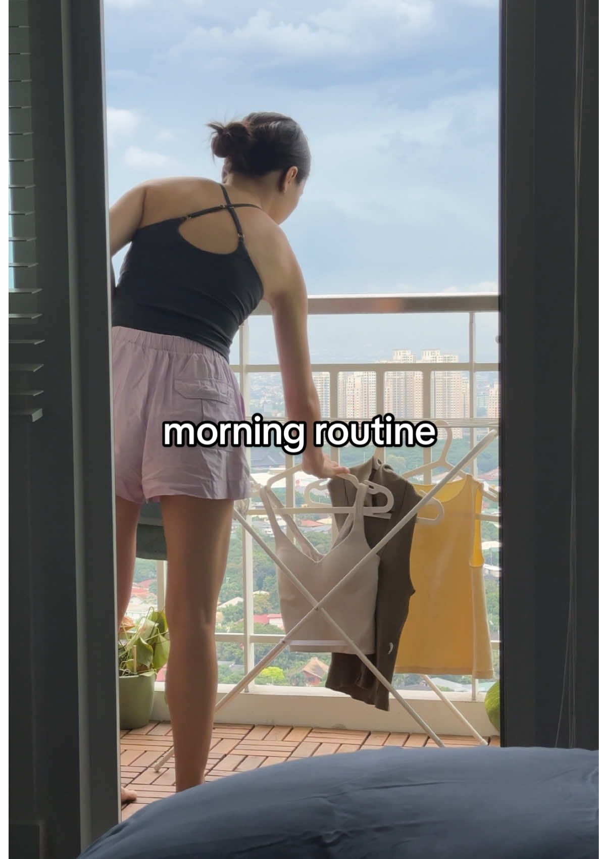 If you’re curious what my mornings actually look like, here you go 👀🤣 #dayinmylife 