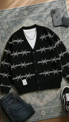 cardigan THRON by Timebomb menggunakan bahan premium tebal dan halus #cardigan #outer #outfit 