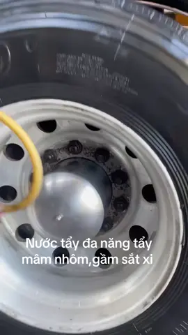 Nước tẩy đa năng chuyên tẩm mâm nhôm mâm sắt ,sắt xi cầu láp gầm xe #ruaxeruabeo71 #bentre71🌴 #xetai #ruaxe #nuoctaydanang 