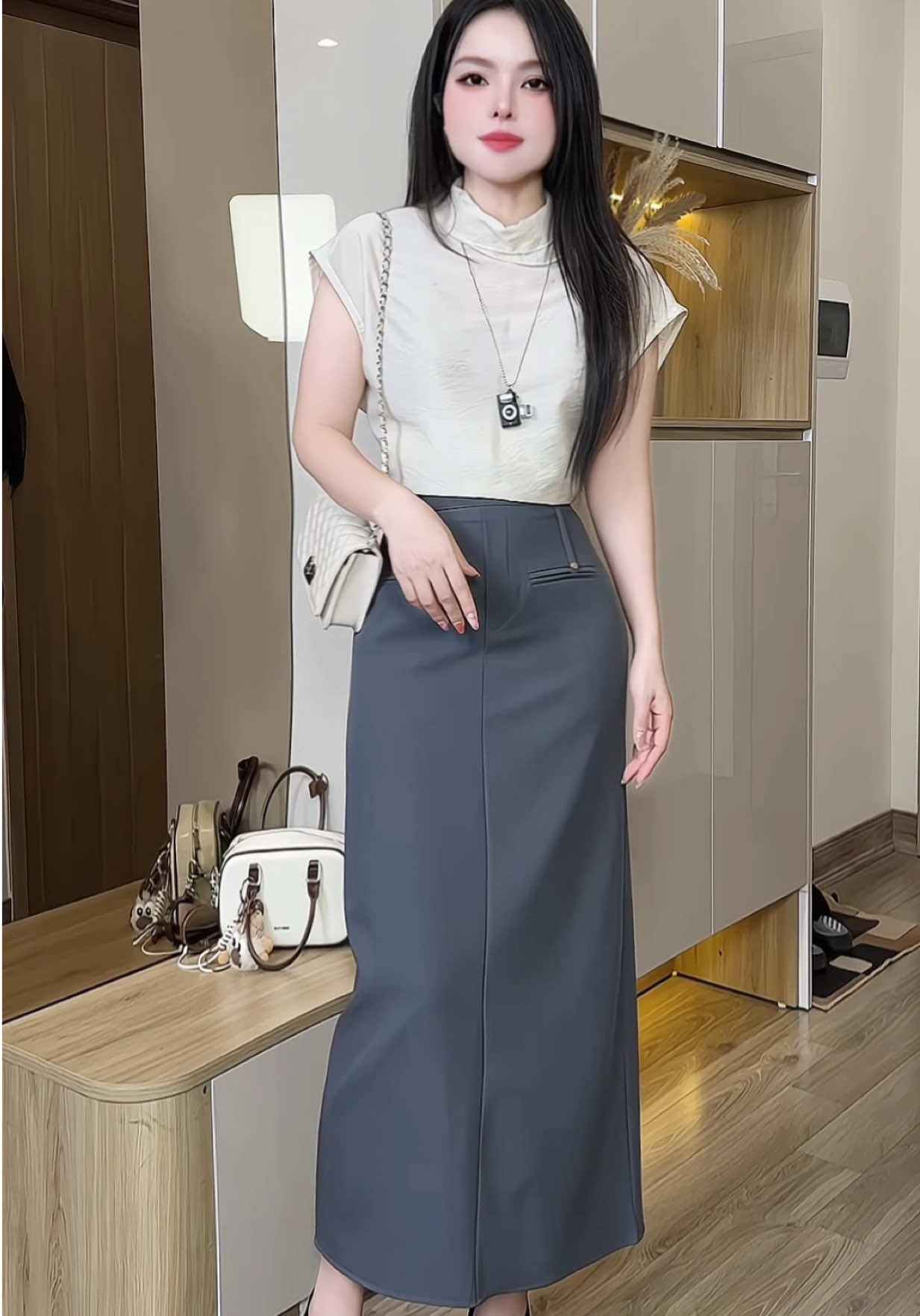 Chân váy midi dáng A dáng dài. Tôn dáng chân dài , chất mềm đẹp  siu hot   #chanvay  #chanvaycongso #chanvaydai  #chanvayxinh #chanvaymidi