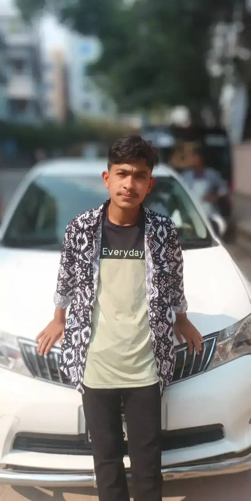 মানুষ ঘৃণা করুক সমস্যা নাই চেহারা তো আমি বানাই নাই 💝😅