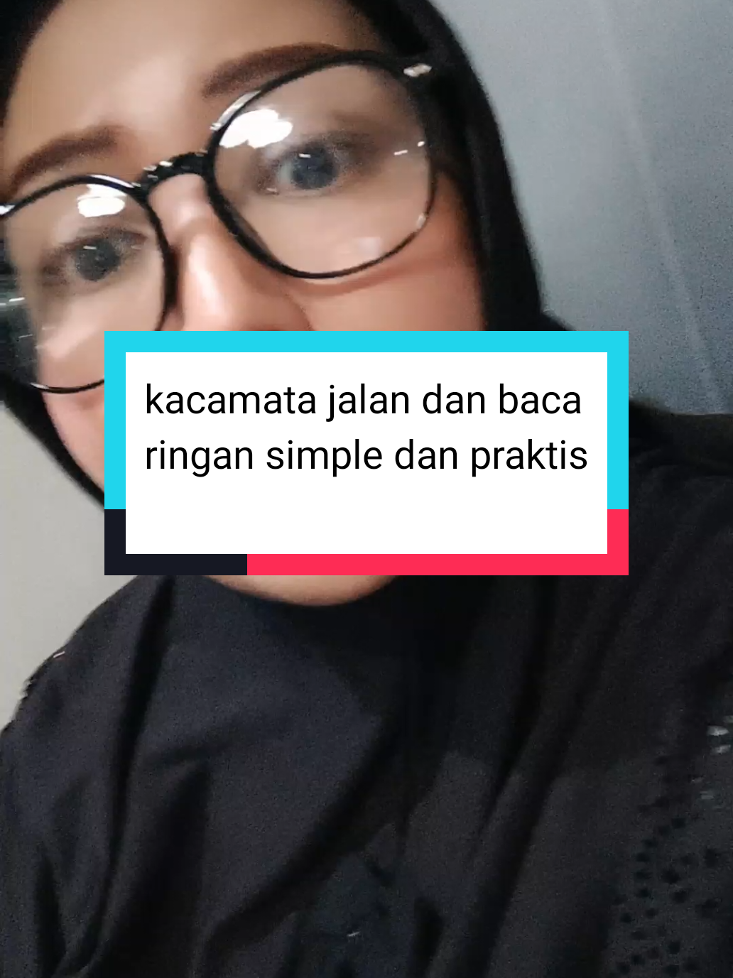 kacamata jalan dan baca ringan simple dan praktis d pake anti radiasi jadi bisa melindungi mata dari paparan sinar radiasi .#kacamata #kacamatabaca #kacamataantiradiasi 