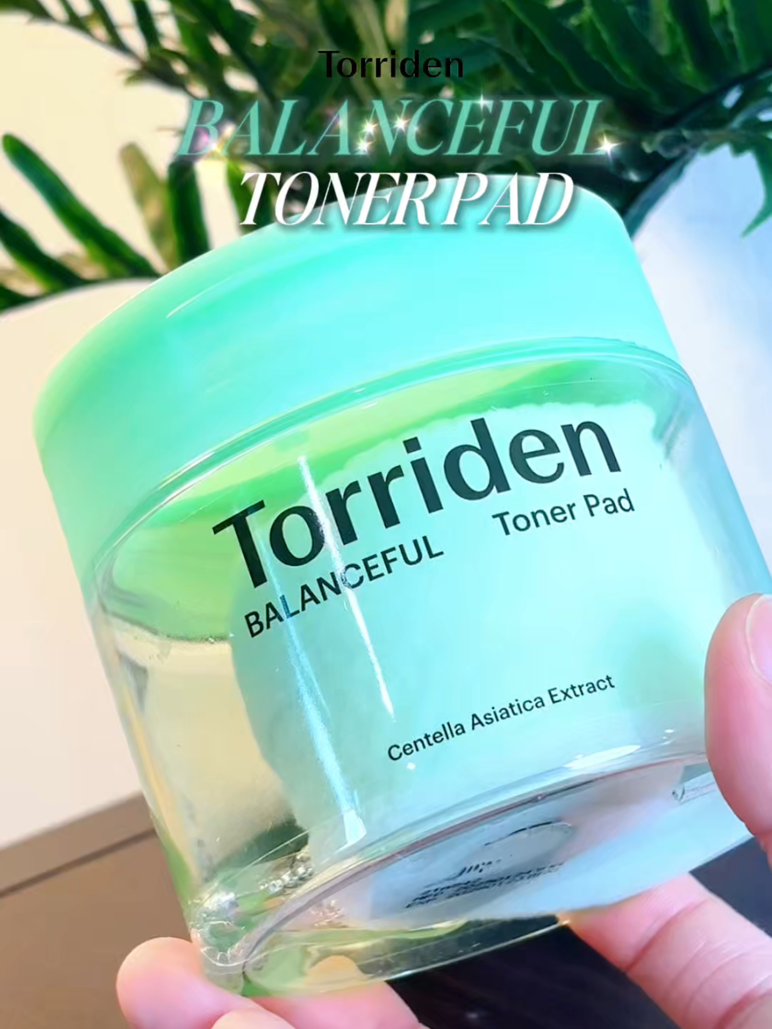 when your toner pad exfoliates AND calms your skin?? yeah, it’s giving ✨balance✨ 💚 #Torriden #TorridenMy #koreanskincare #fyppppppppppppppppppppppp #tonerpad