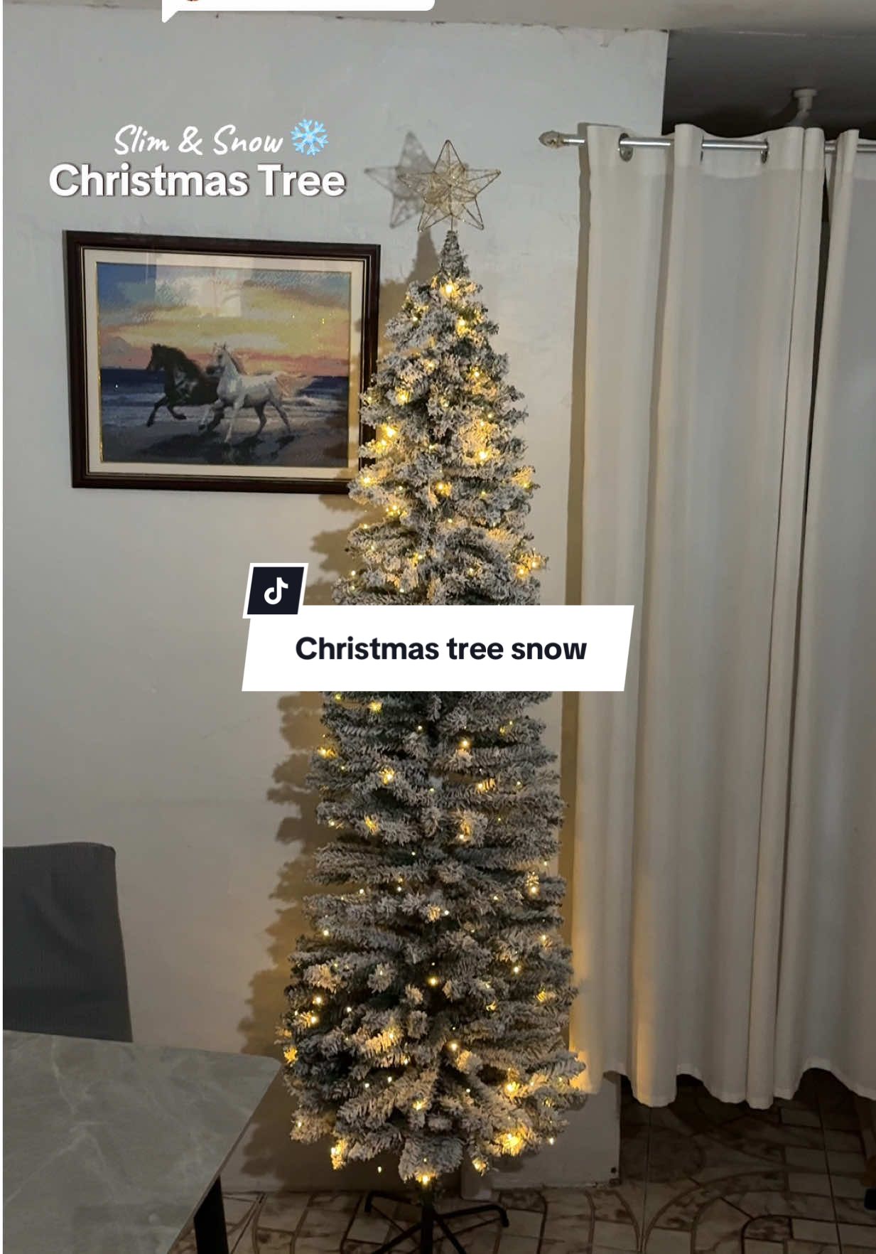 Replying to @Momi Cheenita 7ft mi 🤩#fyp #christmastree #christmas #christmasdecor @De888 