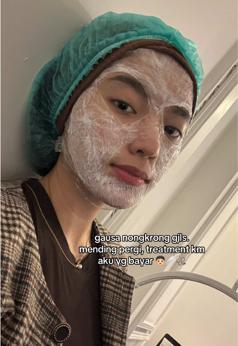 karna abis treatmen ga bisa makeup😃