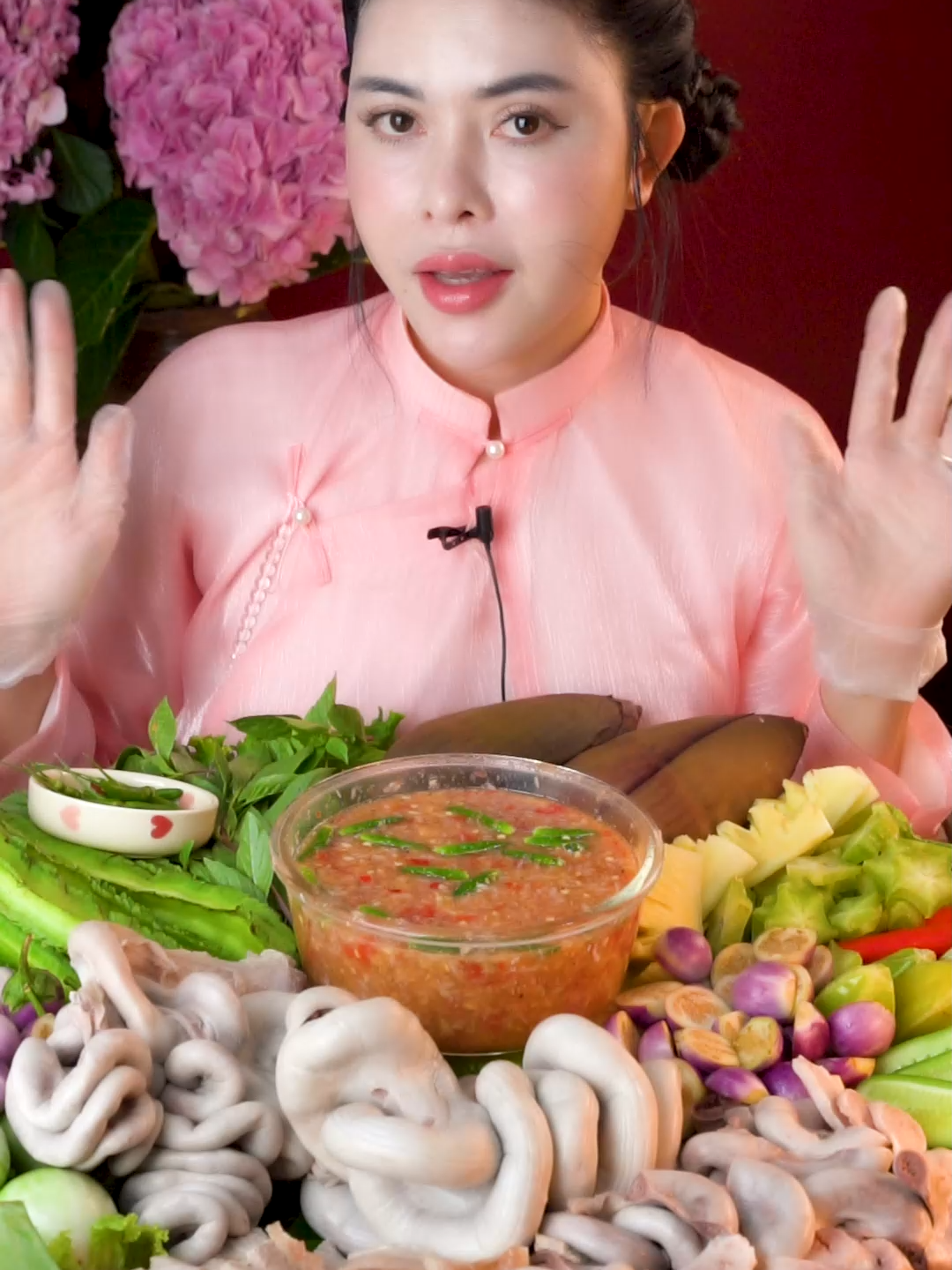 Mukbang Cơm Dồi trường chấm mắm ruốc xổi lạ miệng #Mukbang #Vivithichan #ancungtiktok