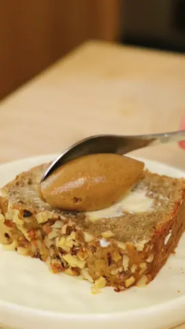 Banana cake anget + butter? Enaaaaak bangett heiii 🥲 #luvitaho 