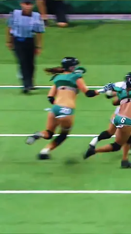 Women’s Football Power Play 🏈#fyp #usa #nfl #football #foryou #lfl #lflfootball 