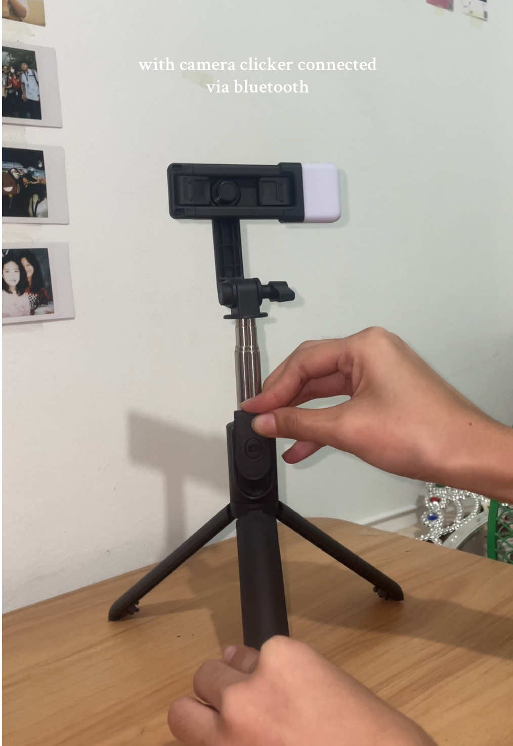 making content has never been this easy 🙂‍↔️ thanks to this 4-in-1 selfie stick  #tripod #tiktokrecomendations #fyp 
