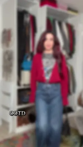 Fashion Fit • Over 50 Styling • OOTD: give yourself a layered look with a cardigan over a graphic tee ❤️ Tee by @Junk Food Clothing cardigan and bag from @ZARA half pipe jeans from @MOTHER Charine pumps by @Marc Fisher LTD #fashion #fyp #genx 