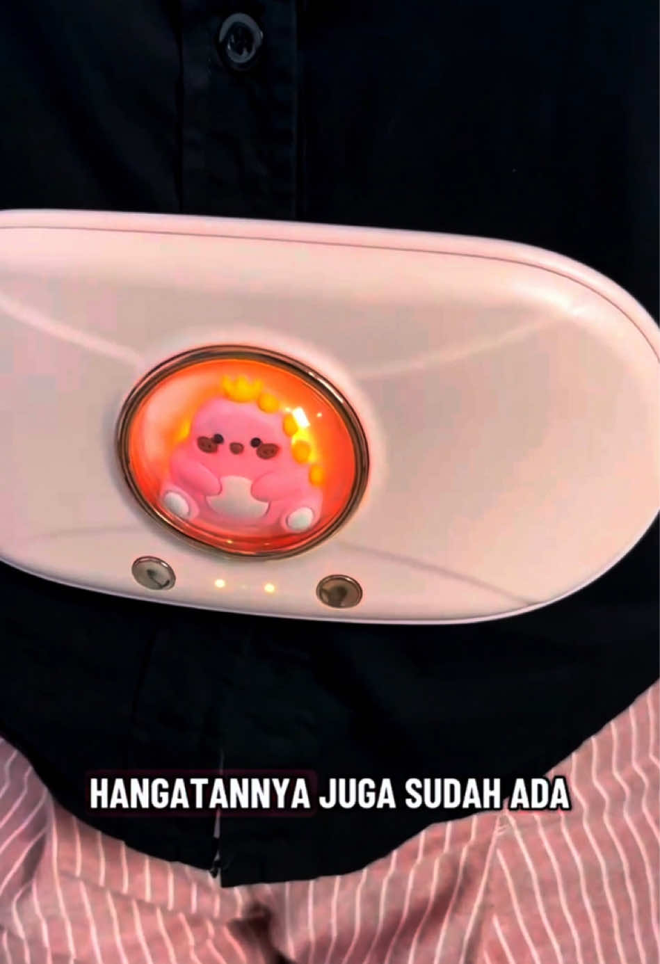 Saat menstruasi perut terasa tidak nyaman gunakan Sabuk menstruasi ini ada sensasi memijat dan rasa hangat membuat perut lebih nyaman dapat digunakan saat tidur maupun saat beraktivitas#sabukpijat #sabukpenghangatperut #sabukpijatpenghangatmenstruterlaris#fyp #women 