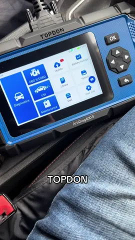TOPDON Artidiag 600S vehicle scanner is perfect for both at home and in the workshop. #topdon #vehiclescanner #faultcodereader #obd #workshoptools 