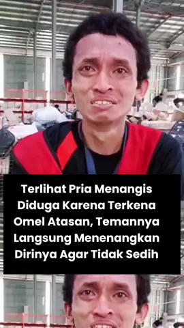 DEFINISI TEMAN SEJATI! Momen Pria Hibur Sahabatnya yang Nangis Bikin Adem Hati ❤️ ​Sebuah momen sederhana namun penuh makna berhasil terekam kamera dan membuat warganet ikut terharu. ​Dalam video, terlihat seorang pria sedang menangis, diduga karena baru saja mendapat omelan. Tak lama kemudian, seorang temannya datang menghampiri. ​Tanpa banyak bertanya, ia langsung duduk di sampingnya, memberikan tepukan pelan di punggung sebagai tanda dukungan.  Sebuah gestur kecil yang menunjukkan bahwa di saat-saat sulit, kehadiran seorang teman adalah segalanya. ​Salut untuk pertemanan tulus seperti ini! ​📸: tt/stillkrazybrazy ​#infotangerang #pertemanan #videoviral #KesehatanMental #respect 
