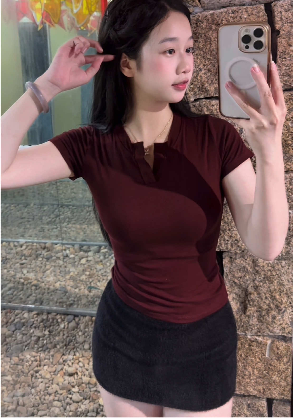 Thun ôm quốc dân