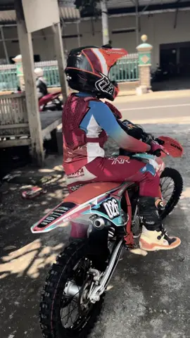 🤪