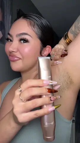 2 in 1 trimmer is / skin • to getting silky smooth #womenstrimmer #bikinitrimmer #akunbemelectricshaver