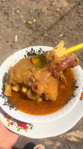 Ini namanya soto kikil sumsum😍🤭#foryoupage #lewatberanda #fypdong #madurapride🔥 #viral 