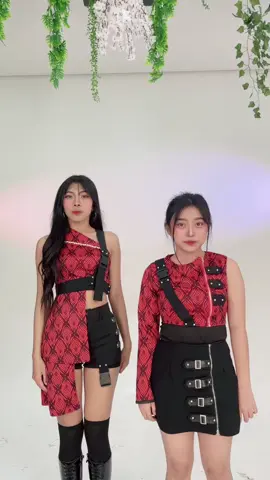 LET’S GOO JOIN LIVE KITA 👯‍♀️ #fyp #fyppppppppppppppppppppppp #trend #dance #hostlive #barengblitz #blackpink @TikTok LIVE Indonesia 